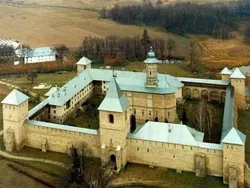 Prezentare in imagini: descriere, poze, harta, cazare, atractii–drumetii Manastiri din Bucovina Cazare